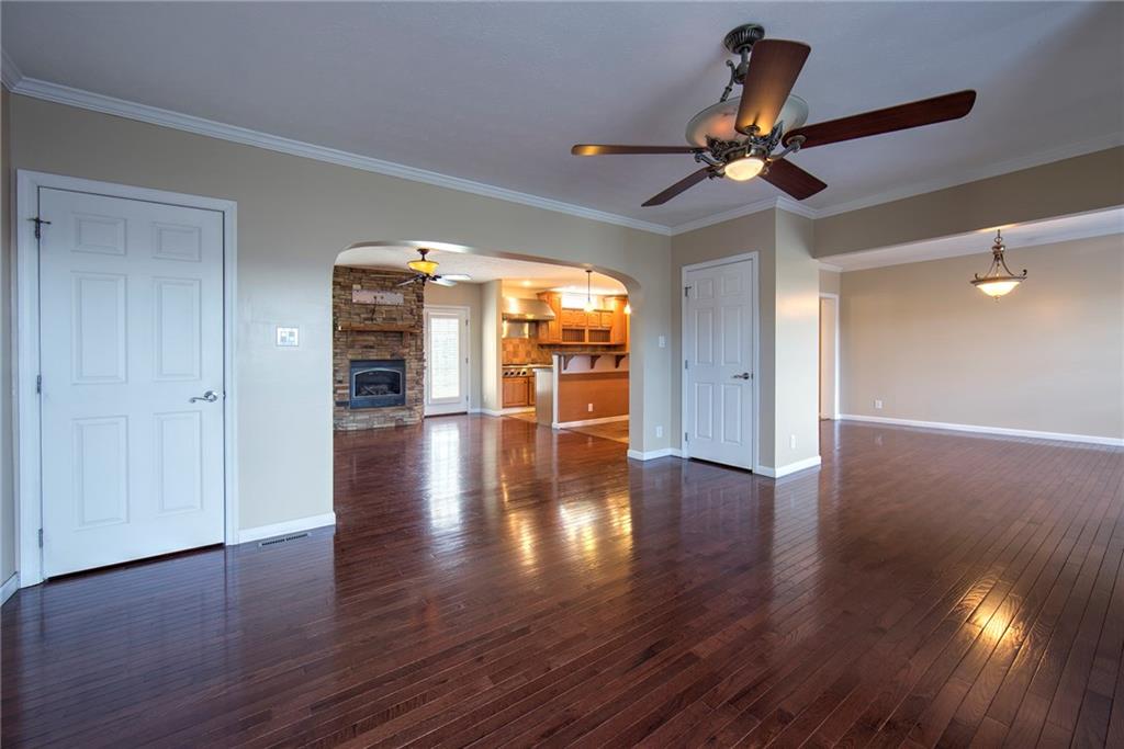 360 Turkeyfoot Road Venetia, PA 15367 - Photo 5 of 22 This is OPEN FLOOR plan !