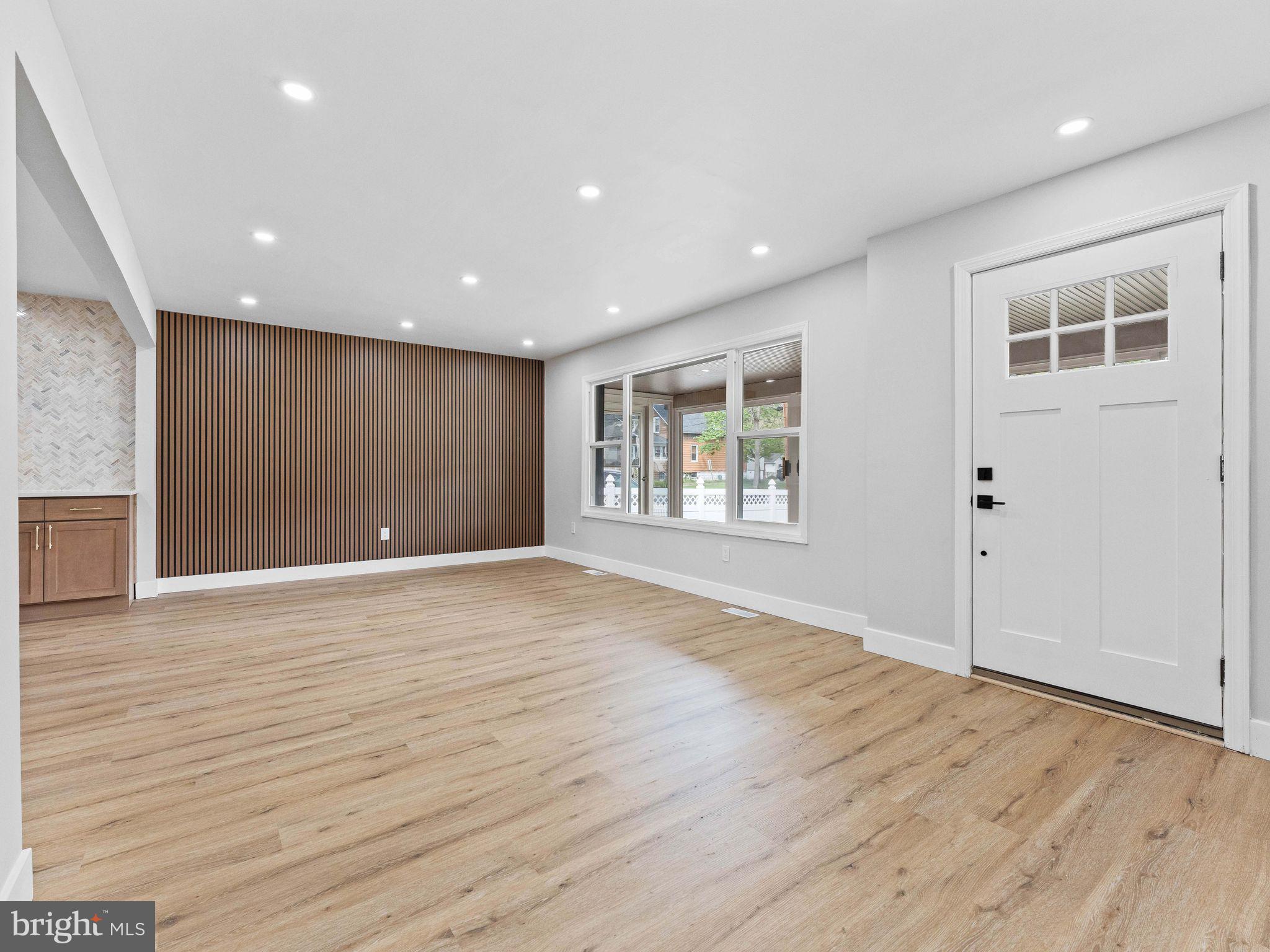 26 Holly Road Clementon, NJ 08021 - Photo 5 of 34 Gallery Image 5