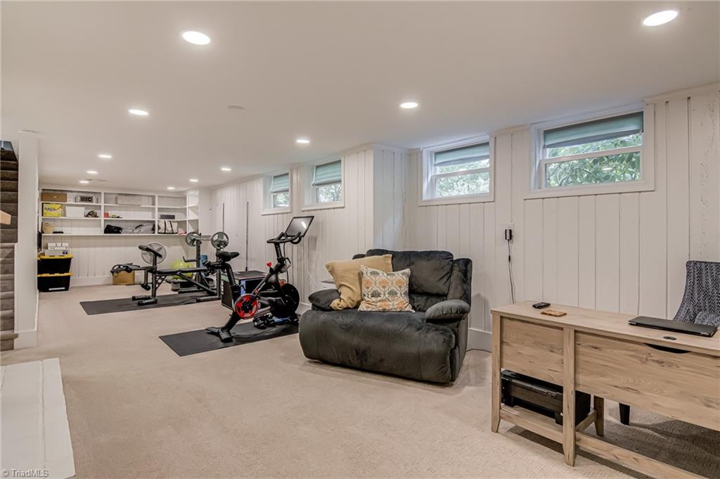 713 Friar Tuck Road Winston-Salem, NC 27104 - Photo 26 of 43