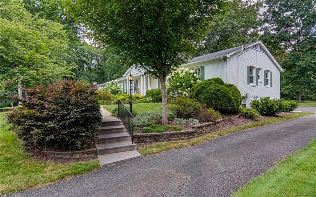 713 Friar Tuck Road Winston-Salem, NC 27104 - Photo 3 of 43