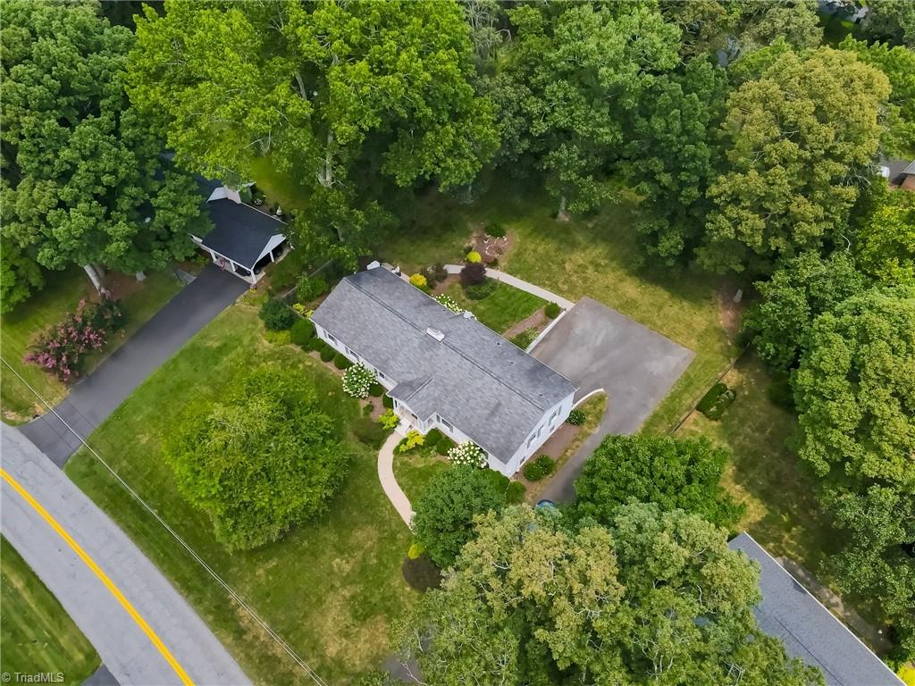 713 Friar Tuck Road Winston-Salem, NC 27104 - Photo 31 of 43