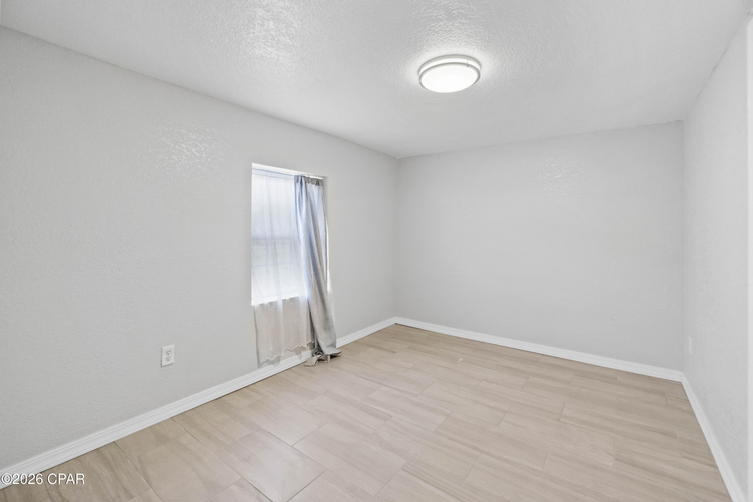 470 2nd Street Chipley, FL 32428 - Photo 13 of 32