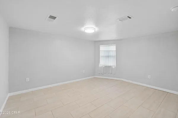 $184,999 | 470 2nd Street, Chipley, FL 32428