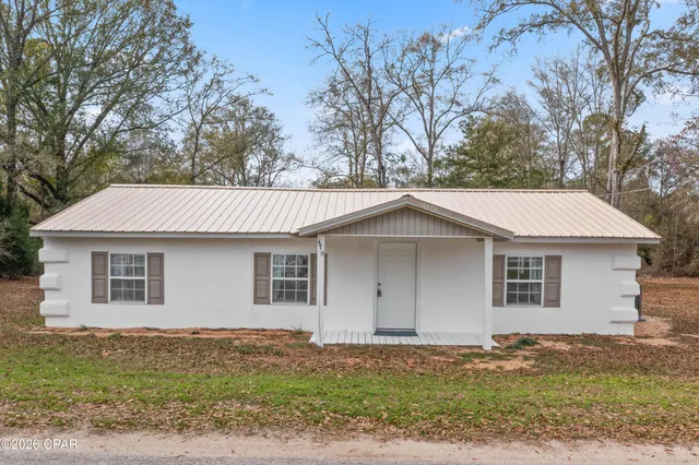 $189,999 | 470 2nd Street, Chipley, FL 32428