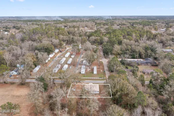 $184,999 | 470 2nd Street, Chipley, FL 32428