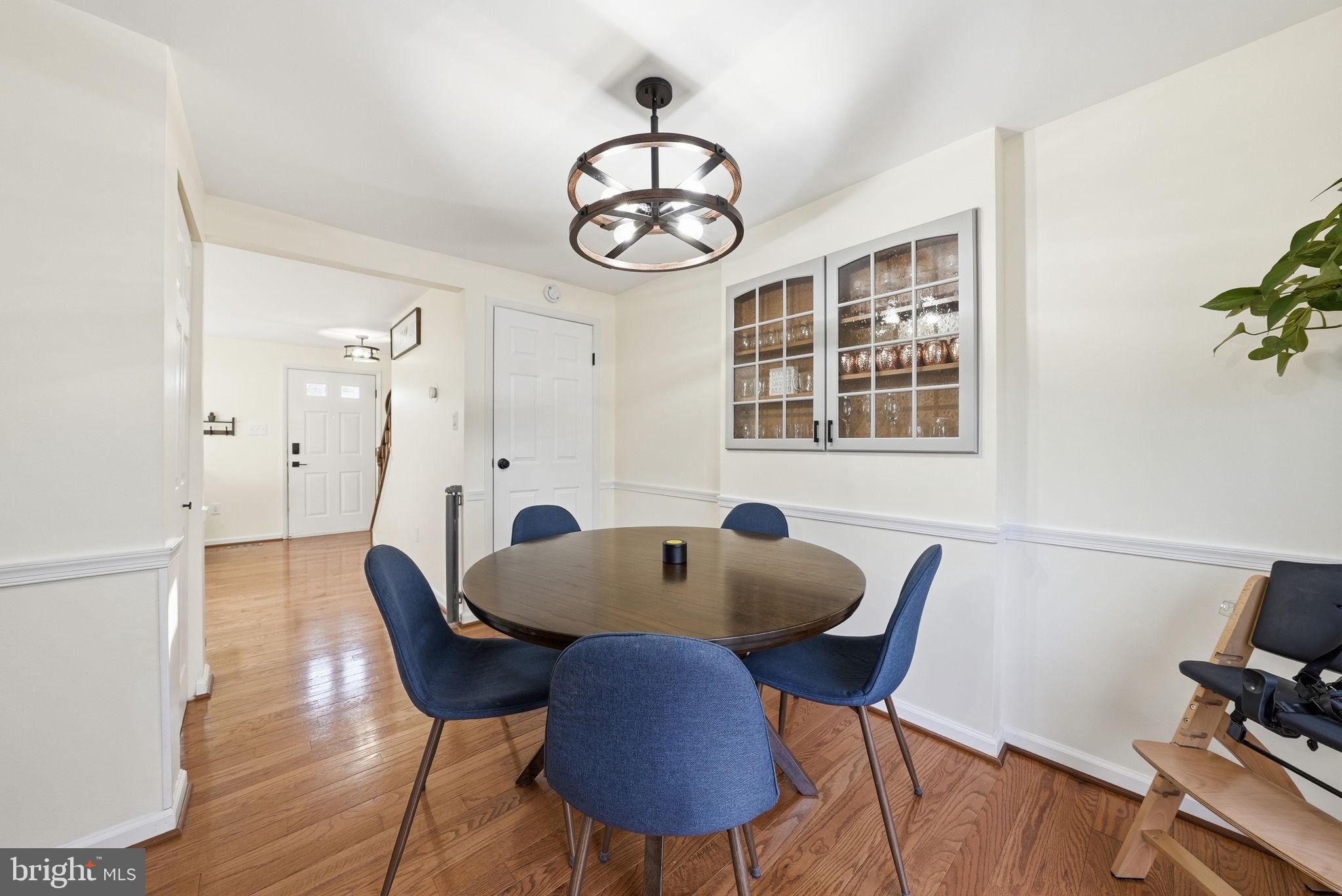 19828 Apple Ridge Place Montgomery Village, MD 20886 - Photo 13 of 31 View to the living room.