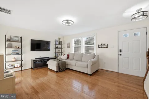 $410,000 | 19828 Apple Ridge Place, Montgomery Village, MD 20886