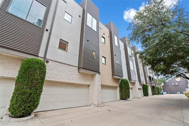 $599,999 | 4111 Newton Avenue, Unit 2, Dallas, TX 75219