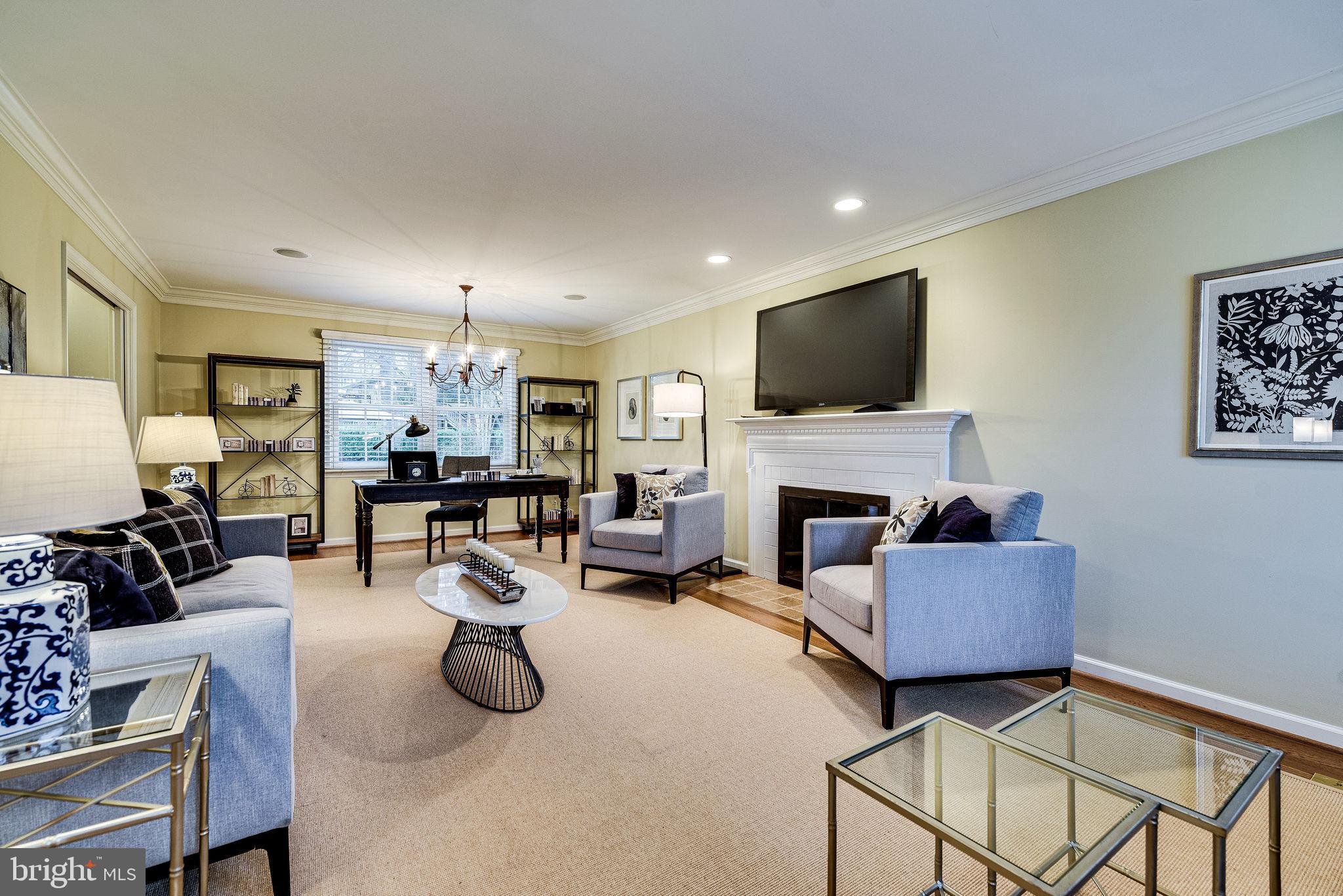 8002 Falstaff Road McLean, VA 22102 - Photo 8 of 74 Gallery Image 8