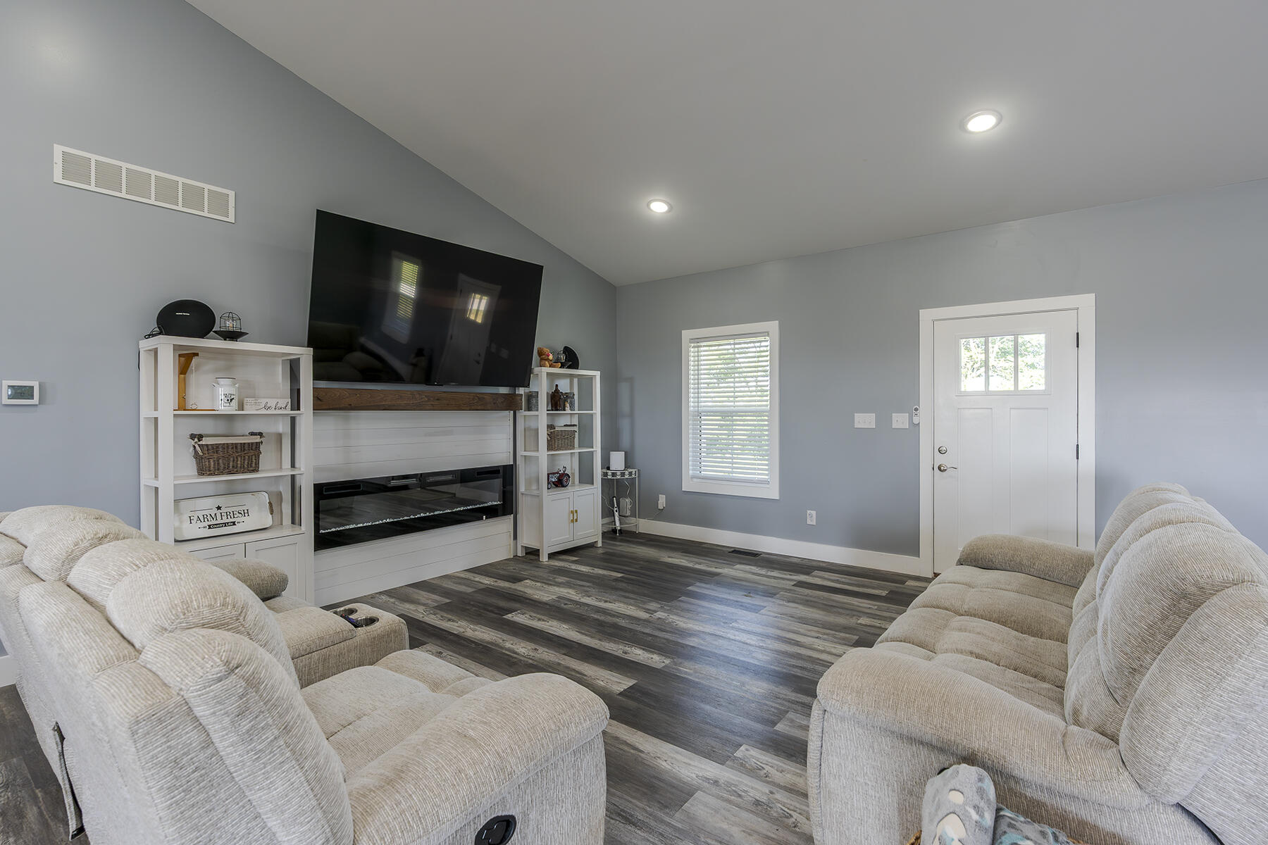 2562 High Bridge Road Lancaster, KY 40444 - Photo 7 of 43 2562high06