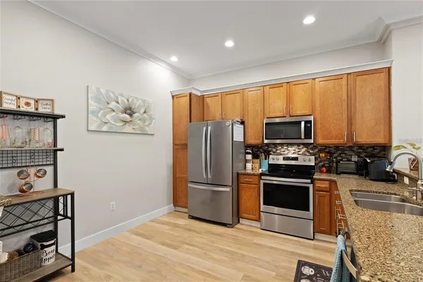 $2,800 | 1461 Ridge Terrace, Tarpon Springs, FL 34689