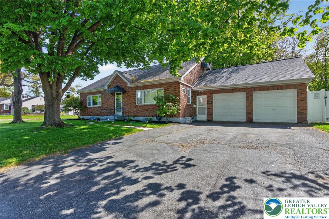 1445 Springhouse Road Allentown, PA 18104 - Photo 1 of 62