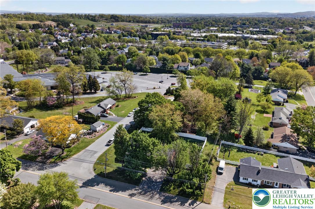 1445 Springhouse Road Allentown, PA 18104 - Photo 15 of 62