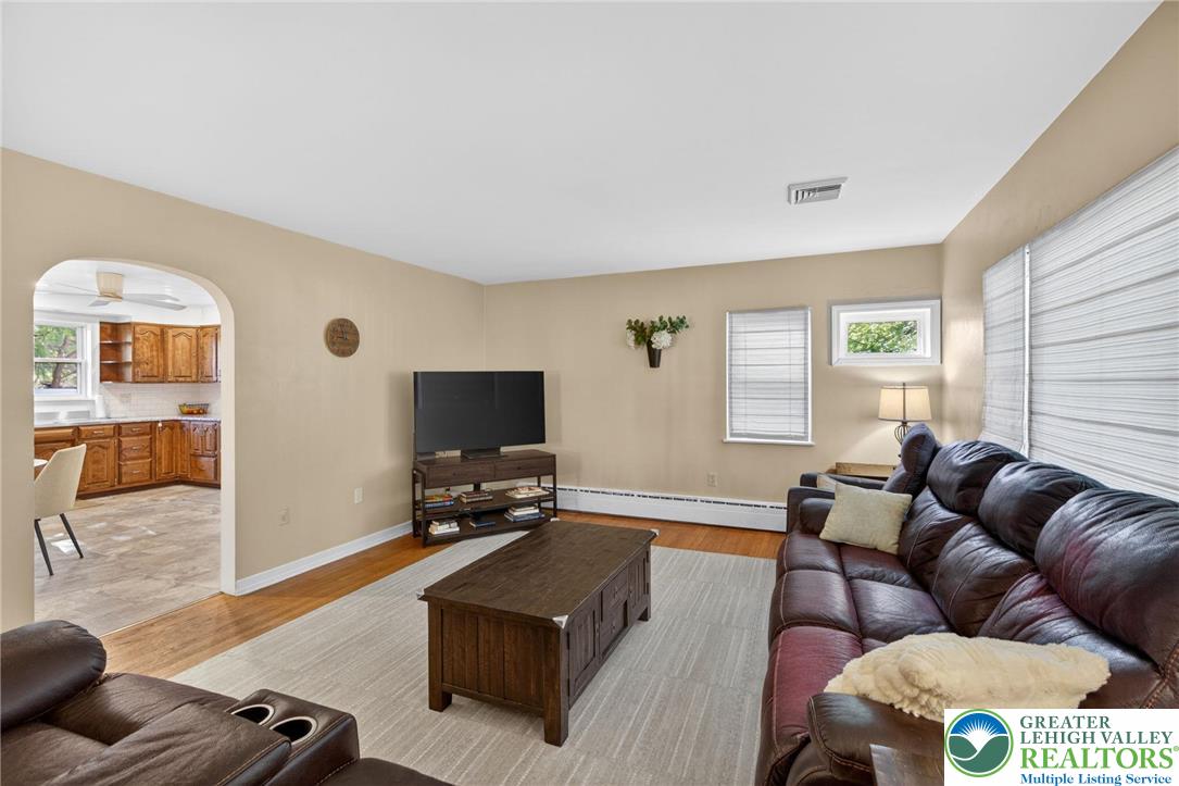 1445 Springhouse Road Allentown, PA 18104 - Photo 21 of 62