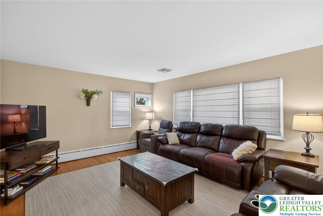 1445 Springhouse Road Allentown, PA 18104 - Photo 25 of 62