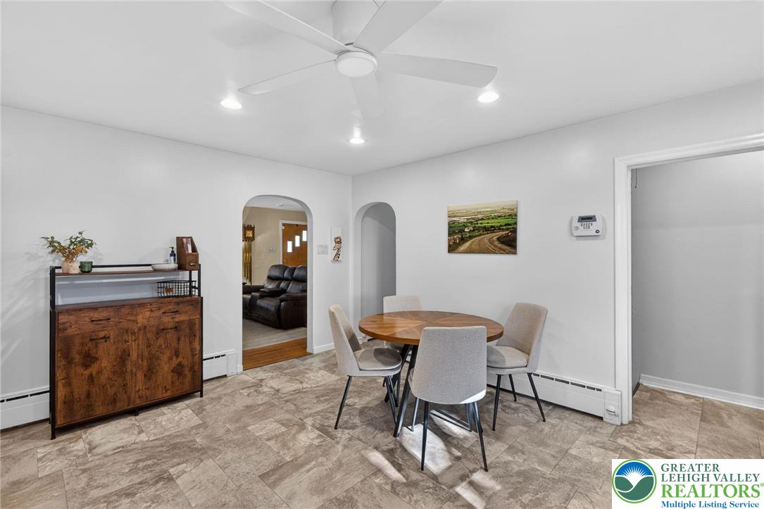 1445 Springhouse Road Allentown, PA 18104 - Photo 34 of 62