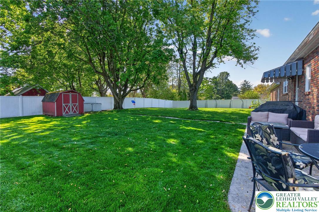 1445 Springhouse Road Allentown, PA 18104 - Photo 7 of 62