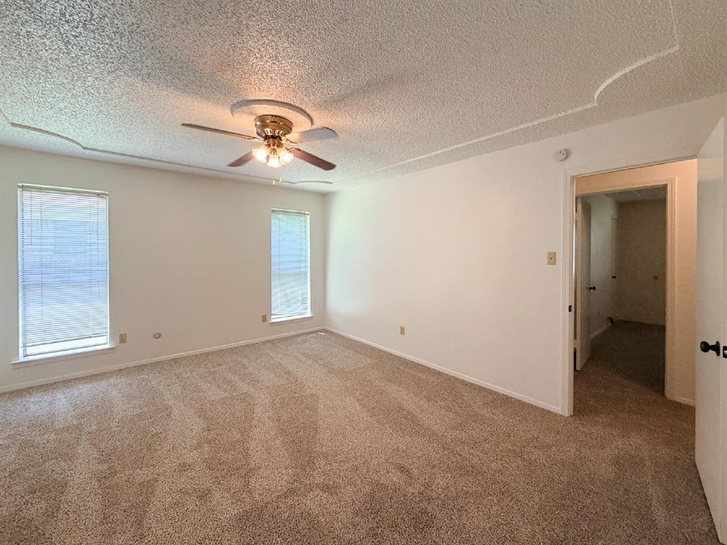 712 Pecan Street Burleson, TX 76028 - Photo 21 of 31