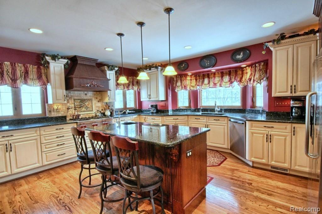 1142 Audubon Road Grosse Pointe, MI 48230 - Photo 8 of 8 Kitchen_3rd_View.jpg