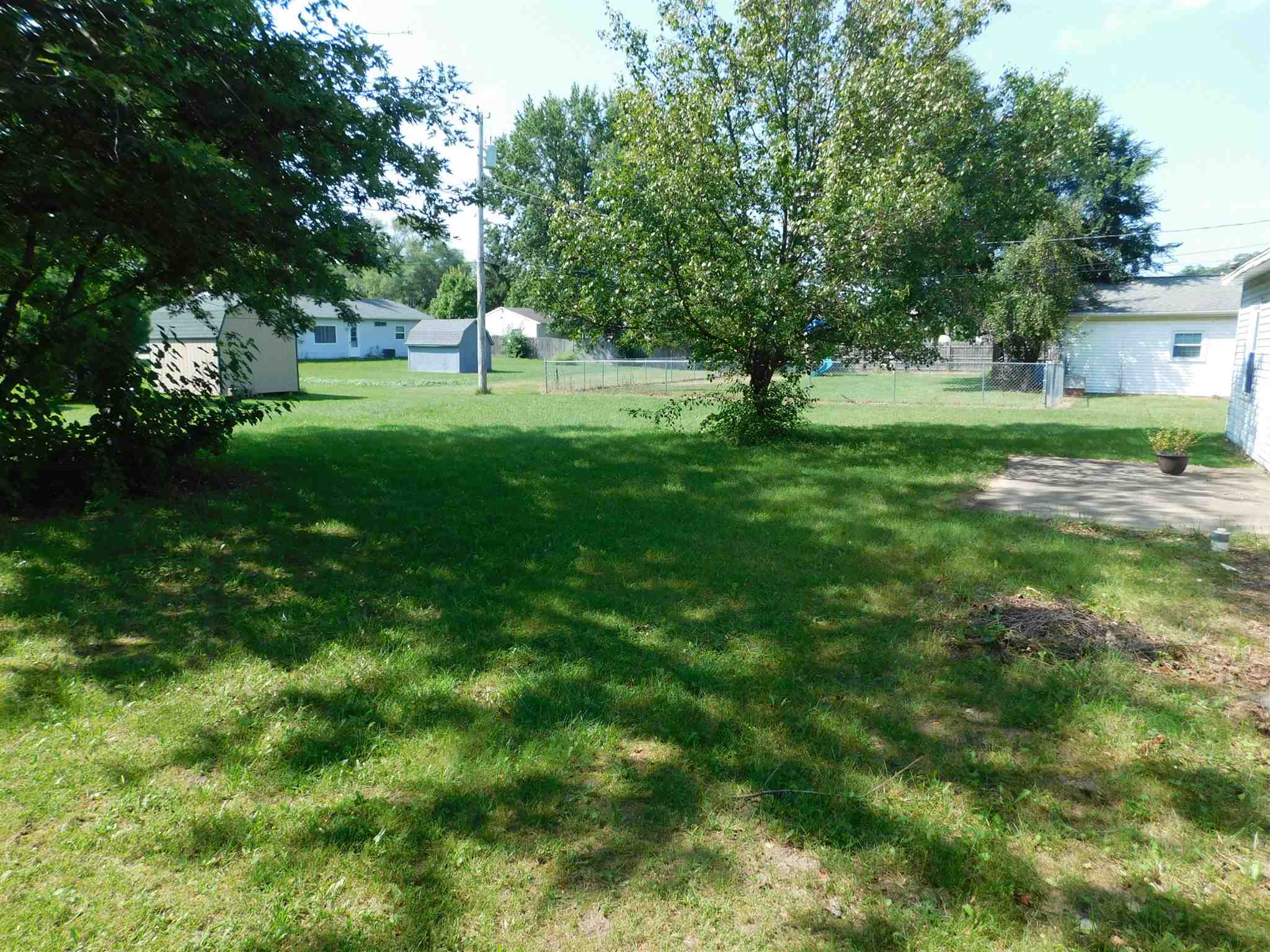 1829 Rieder Street Warsaw, IN 46580 - Photo 2 of 19 Gallery Image 2