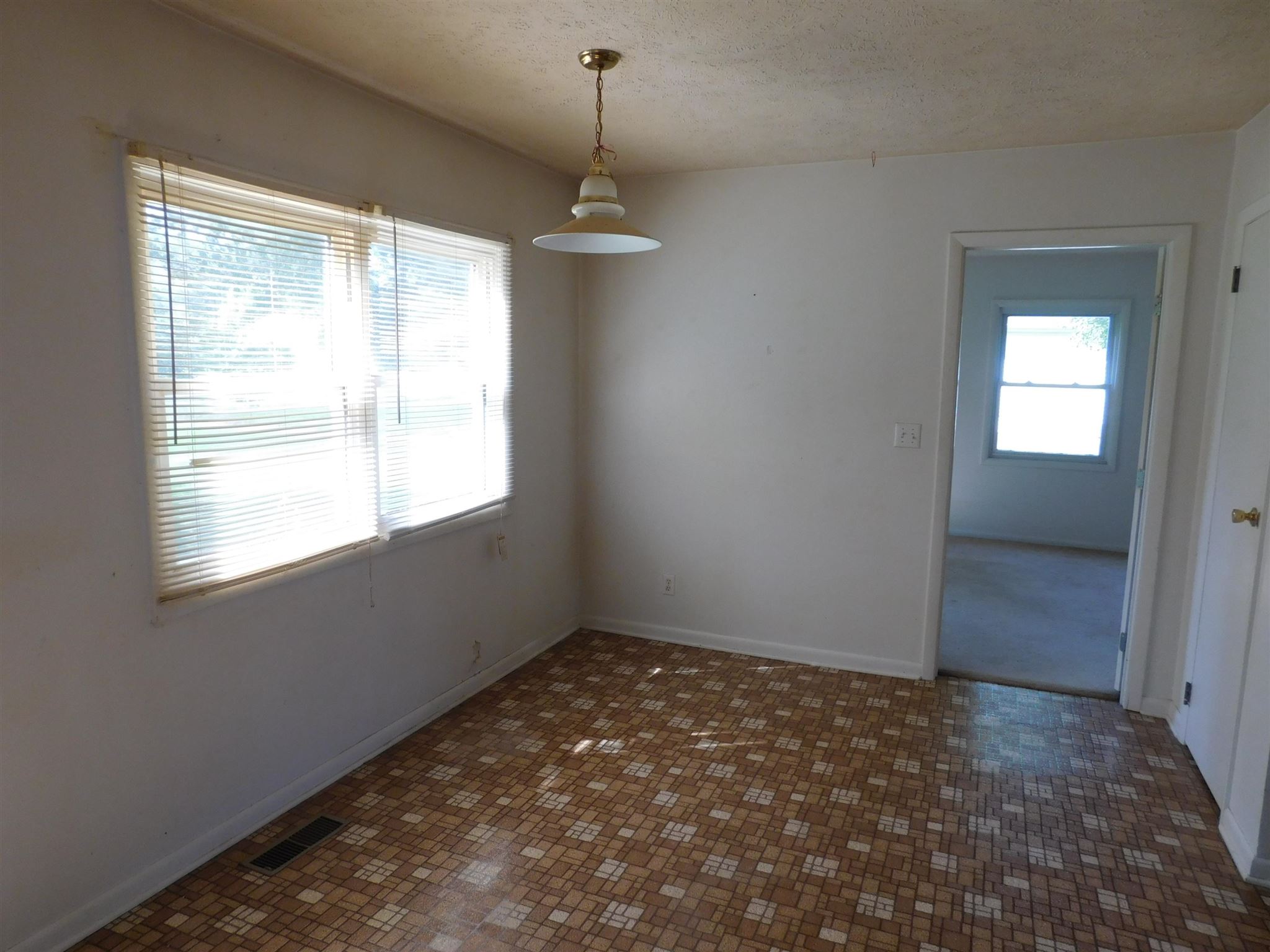 1829 Rieder Street Warsaw, IN 46580 - Photo 5 of 19 Gallery Image 5