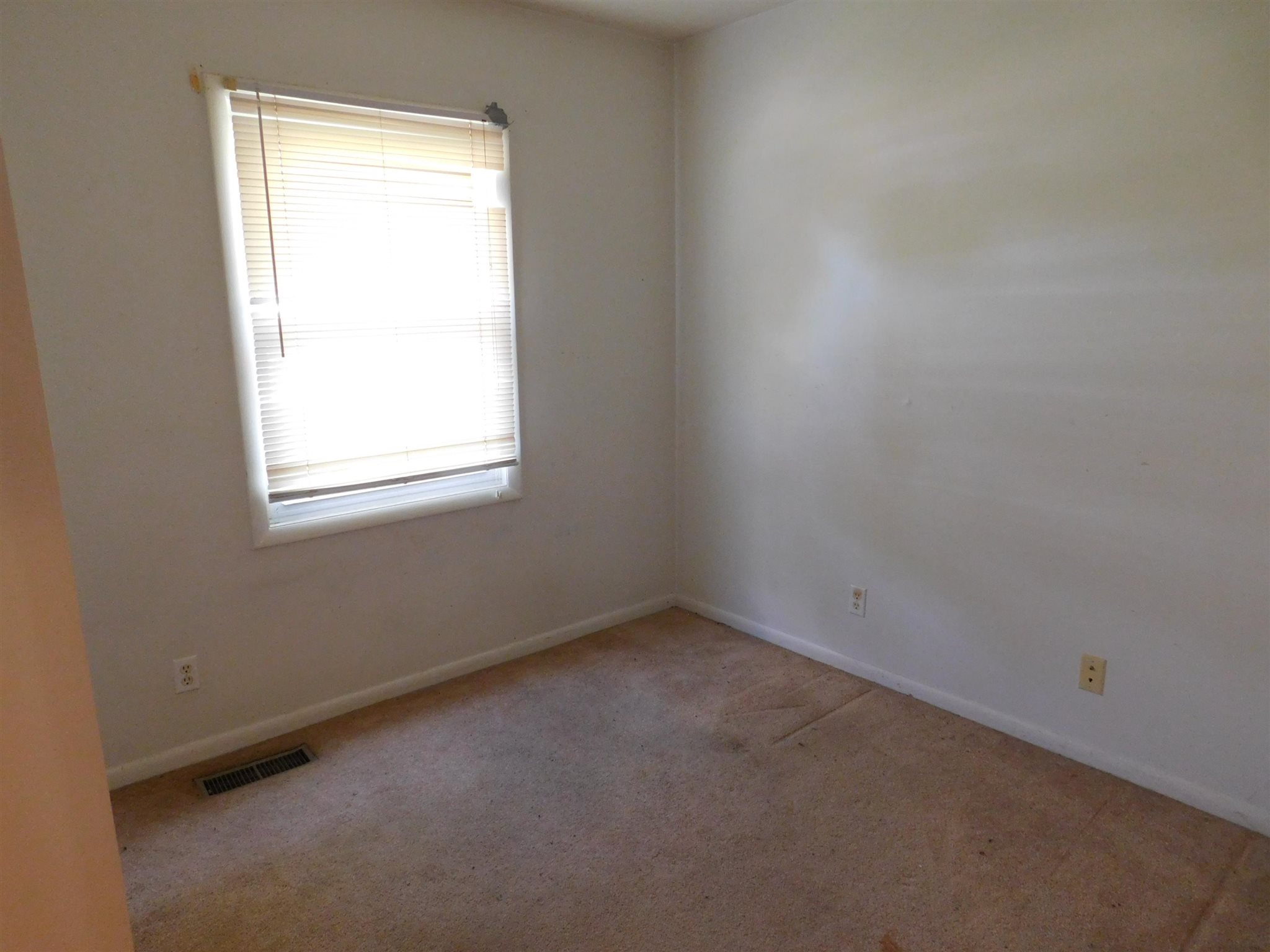 1829 Rieder Street Warsaw, IN 46580 - Photo 10 of 19 Gallery Image 10