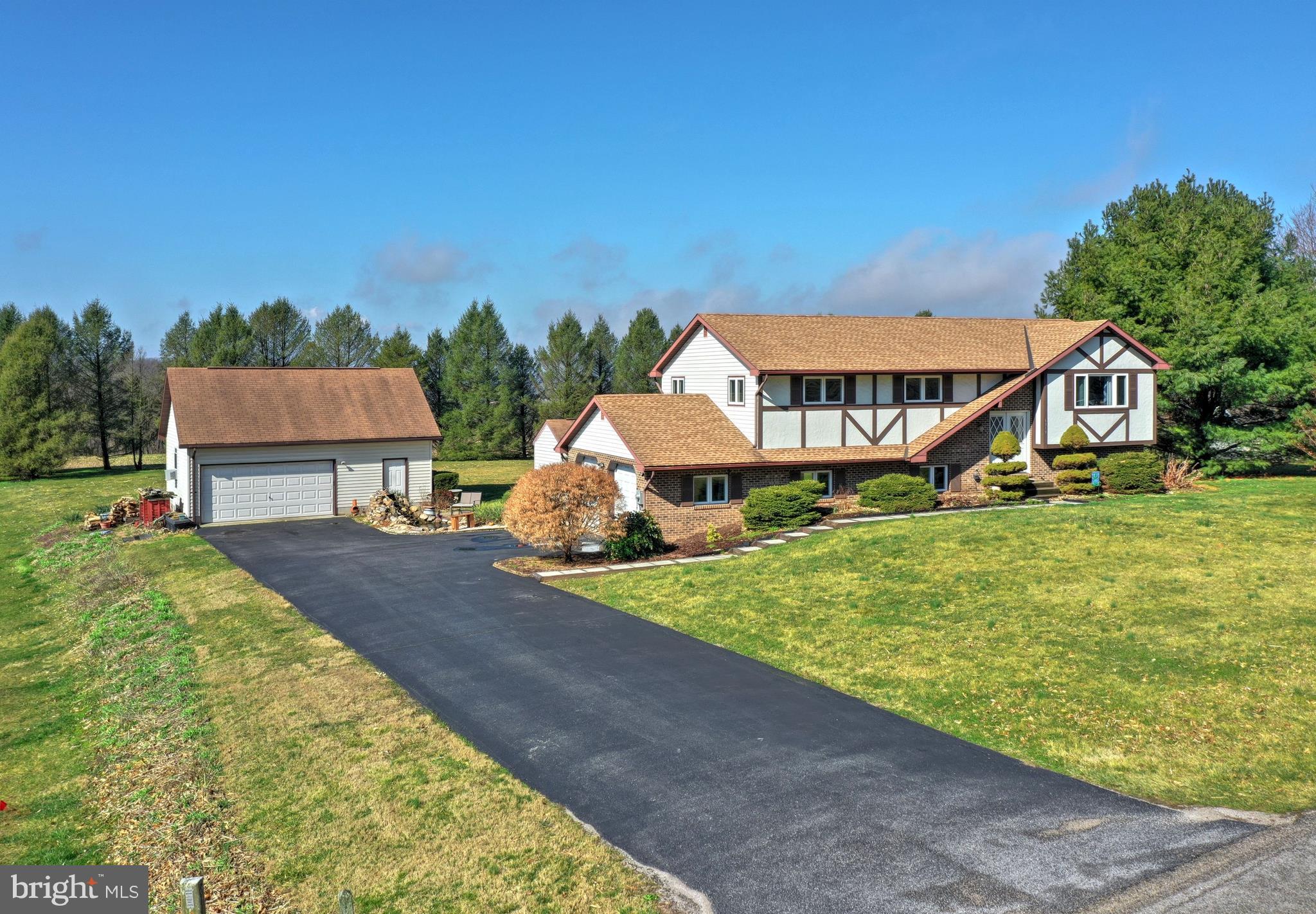 6319 Straw Acres Road Spring Grove, PA 17362 - Photo 2 of 63 Gallery Image 2