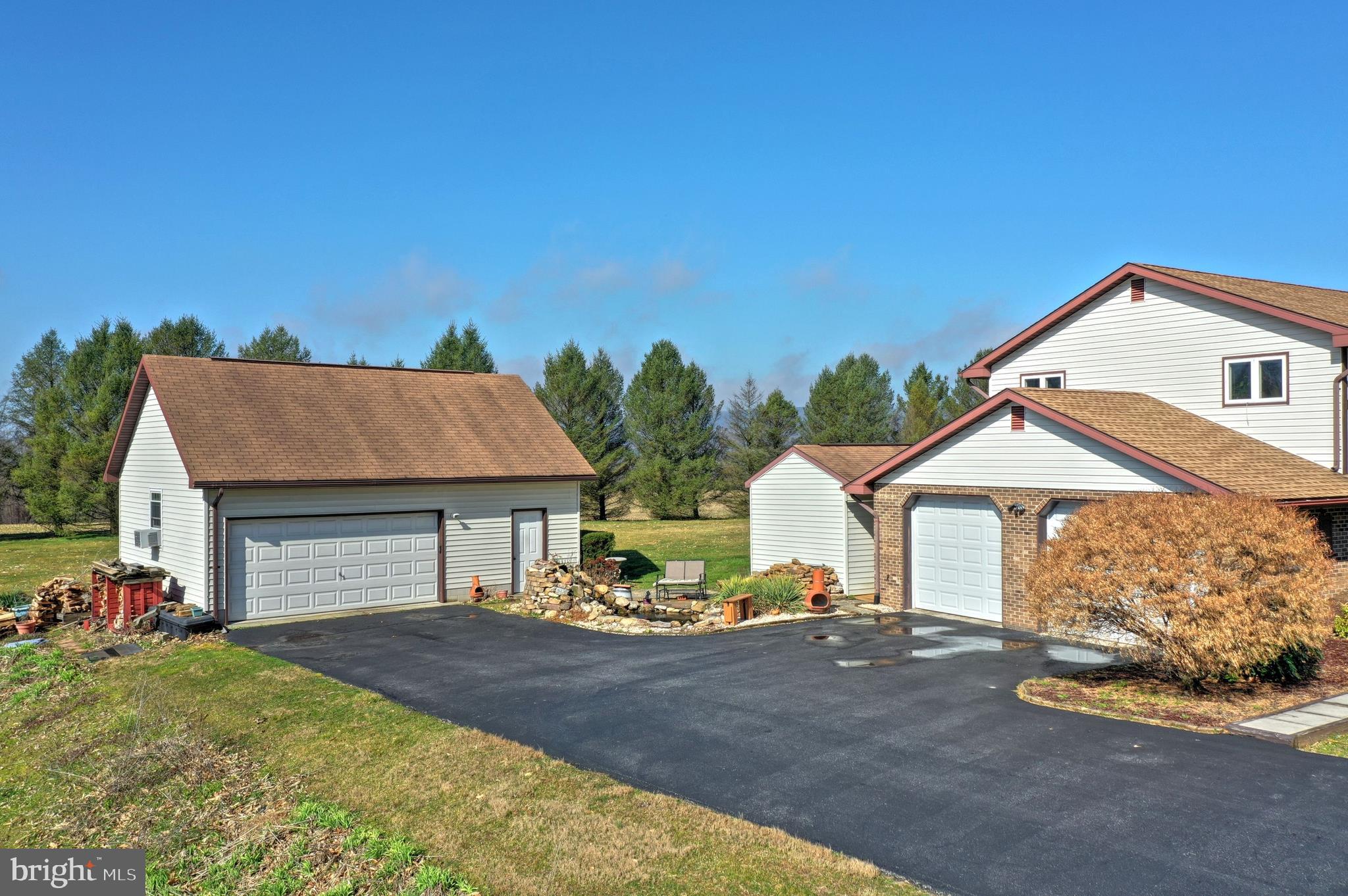 6319 Straw Acres Road Spring Grove, PA 17362 - Photo 6 of 63 Gallery Image 6