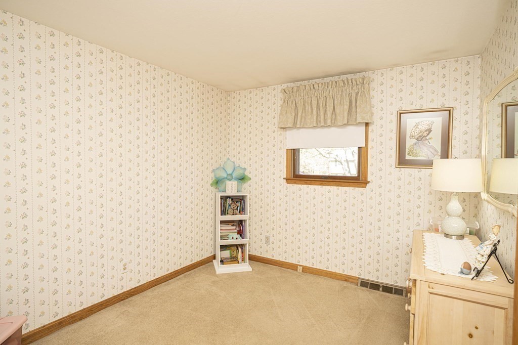 40 College Road Bridgewater, MA 02324 - Photo 13 of 42 Gallery Image 13