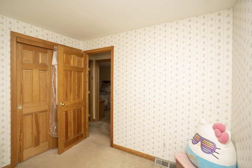40 College Road Bridgewater, MA 02324 - Photo 14 of 42 Gallery Image 14
