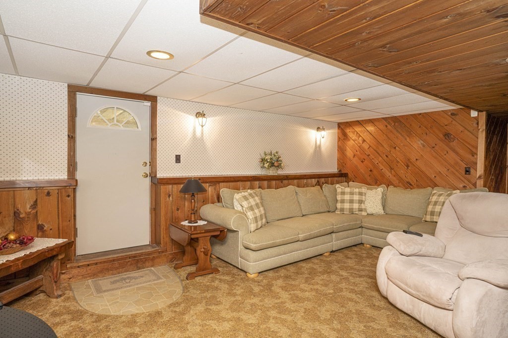 40 College Road Bridgewater, MA 02324 - Photo 22 of 42 Gallery Image 22