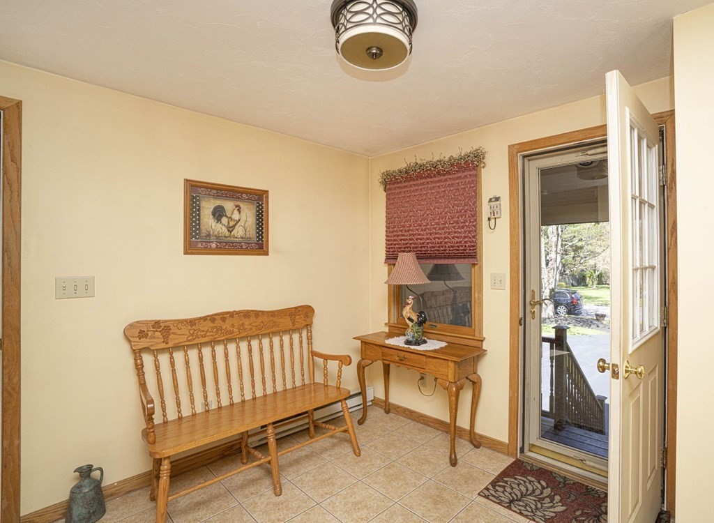 40 College Road Bridgewater, MA 02324 - Photo 3 of 42 Gallery Image 3