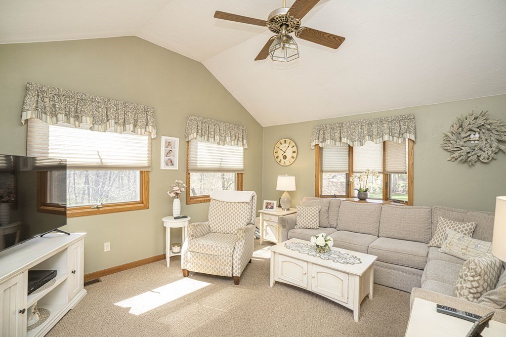 40 College Road Bridgewater, MA 02324 - Photo 8 of 42 Gallery Image 8