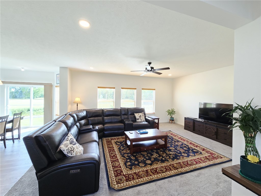 31 Kingsbarn Road Henrietta, NY 14586 - Photo 12 of 49