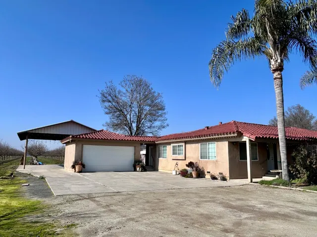 $2,500 | 10433 South Bethel Avenue, Selma, CA 93662