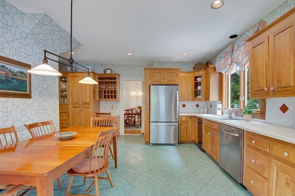 728 Webster Street Needham, MA 02492 - Photo 18 of 42 Gallery Image 18