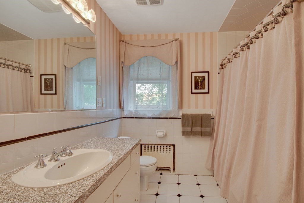 728 Webster Street Needham, MA 02492 - Photo 27 of 42 Gallery Image 27