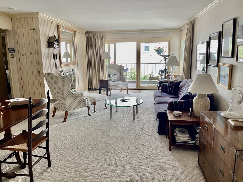 35 Wharf Path, Unit A Marblehead, MA 01945 - Photo 3 of 18