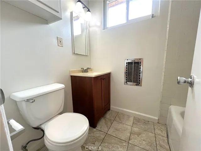 $1,750 | 4461 West 135th Street, Unit F, Hawthorne, CA 90250