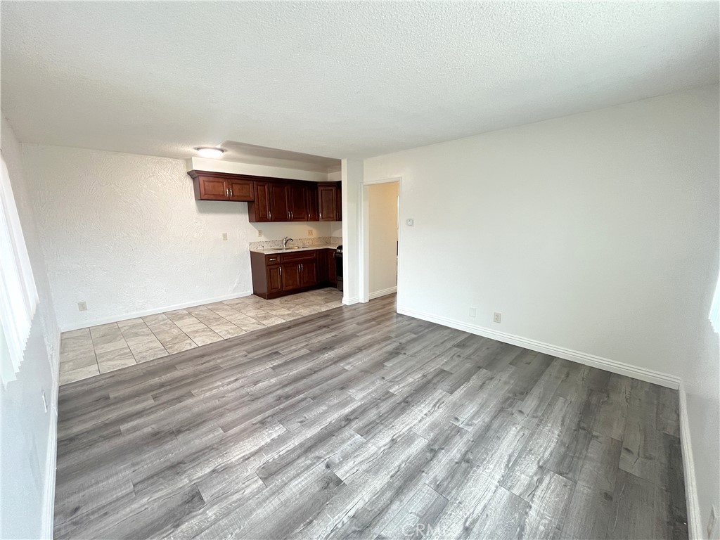 4461 West 135th Street, Unit F Hawthorne, CA 90250 - Photo 3 of 13