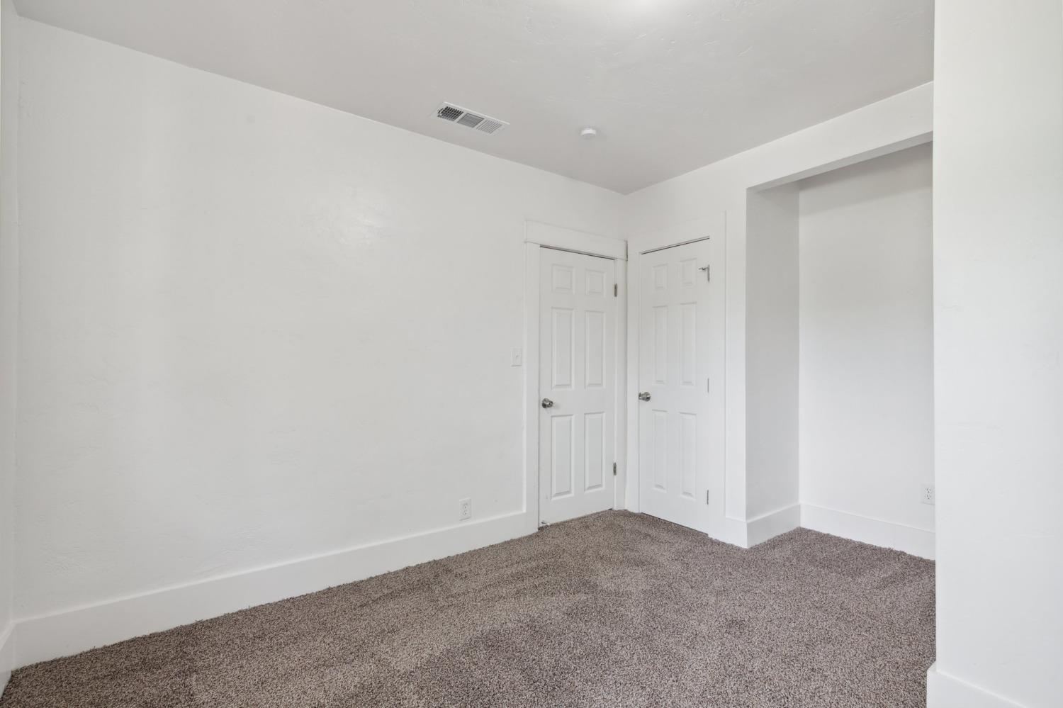1515 North Fruit Avenue Fresno, CA 93728 - Photo 15 of 23 a view of an empty room