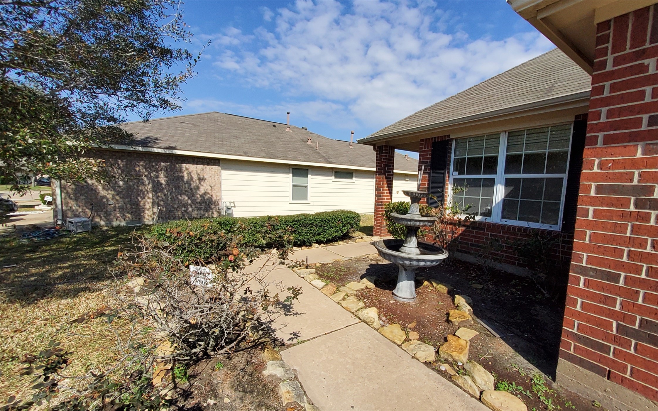 5902 Durango Mist Lane Katy, TX 77449 - Photo 11 of 25