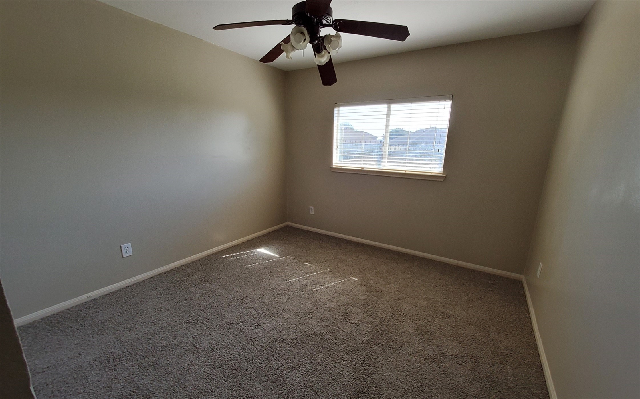 5902 Durango Mist Lane Katy, TX 77449 - Photo 12 of 25