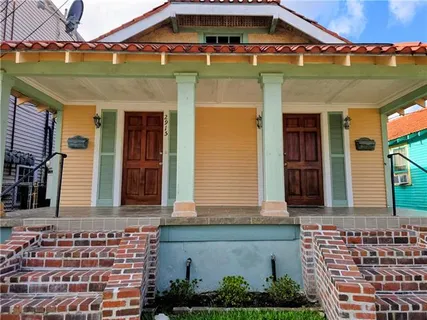 $1,510 | 2915 Carondelet Street, New Orleans, LA 70115