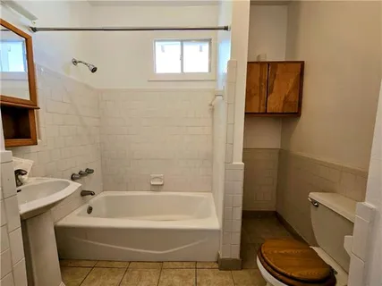 $1,510 | 2915 Carondelet Street, New Orleans, LA 70115