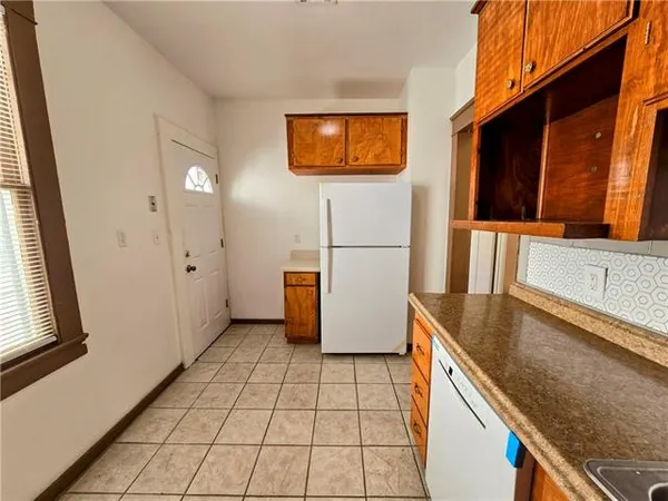 $1,510 | 2915 Carondelet Street, New Orleans, LA 70115