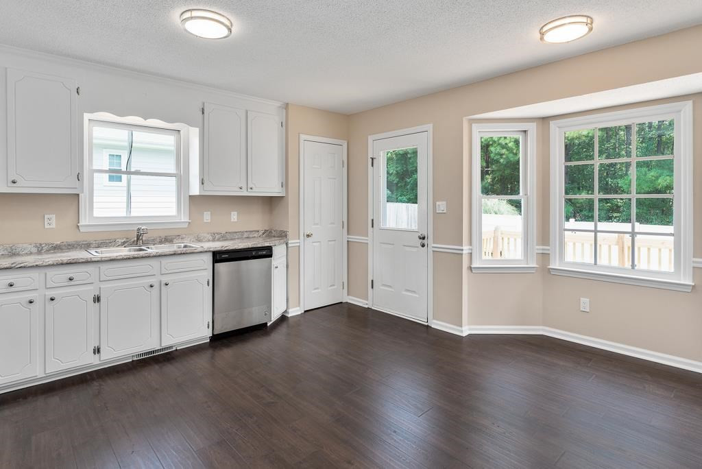 3308 Castlegate Drive Raleigh, NC 27616 - Photo 9 of 22 Photo 9