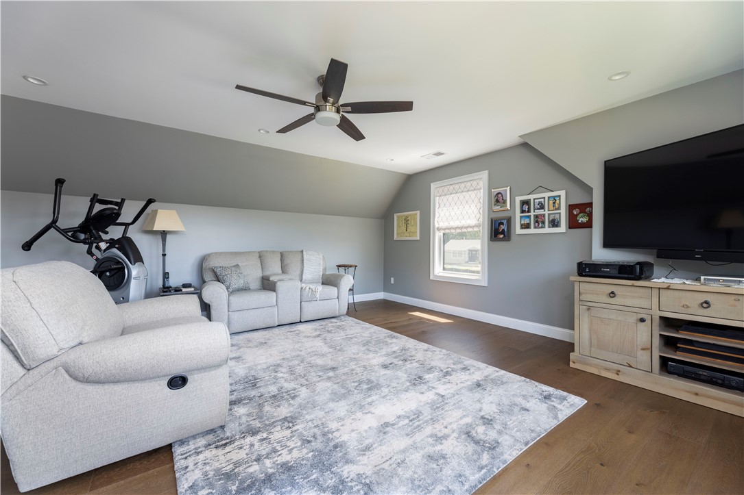 17 Painter Road Westerly, RI 02891 - Photo 34 of 49