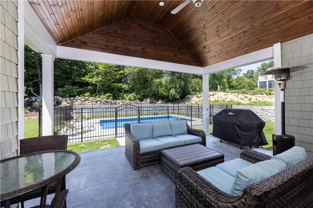 17 Painter Road Westerly, RI 02891 - Photo 38 of 49