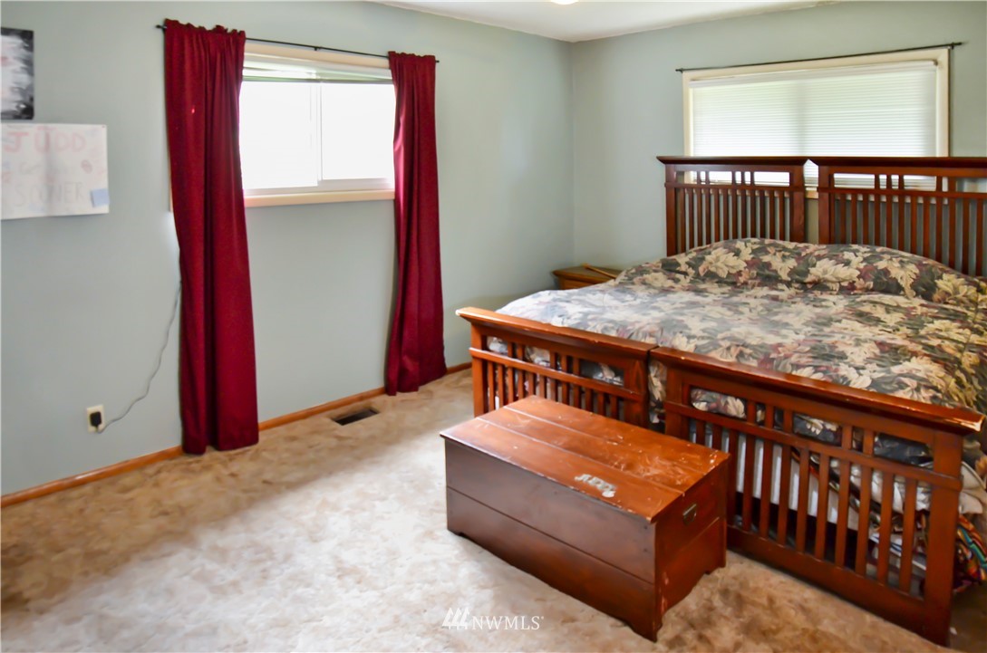 1920 Gallagher Road Centralia, WA 98531 - Photo 8 of 18 Gallery Image 8
